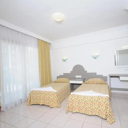 Club Kocer Apartmanhotel 2*