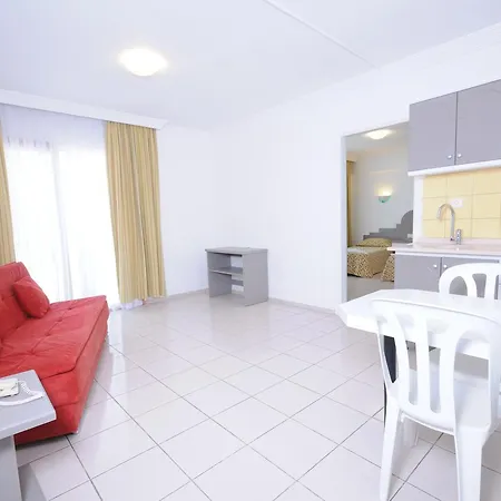 Club Kocer Apart Otel Marmaris