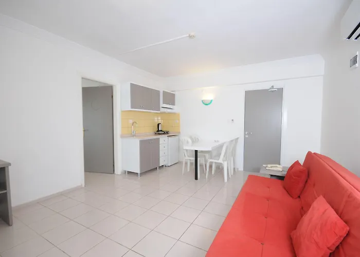 كلوب كوسر مرمريس