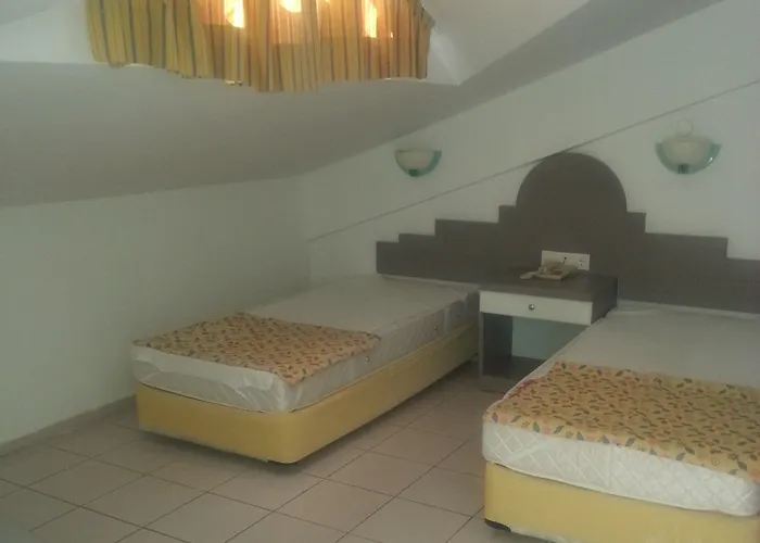 Club Kocer 3* Мармарис