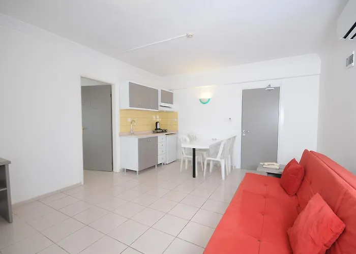 كلوب كوسر مرمريس